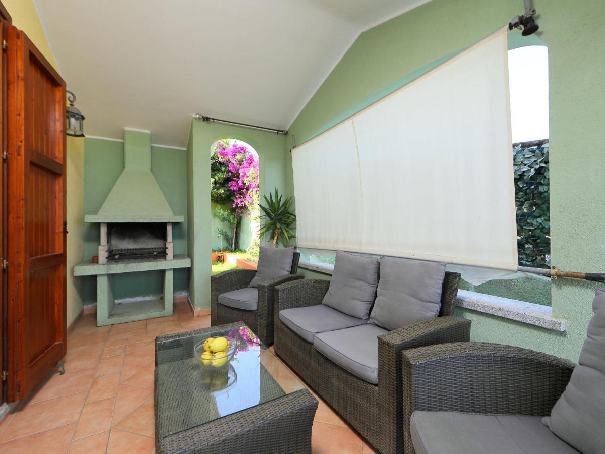 Holiday Home Greca Piscina - Rei238 By Interhome Costa Rei Exteriör bild