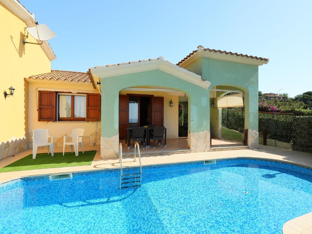 Holiday Home Greca Piscina - Rei238 By Interhome Costa Rei Exteriör bild